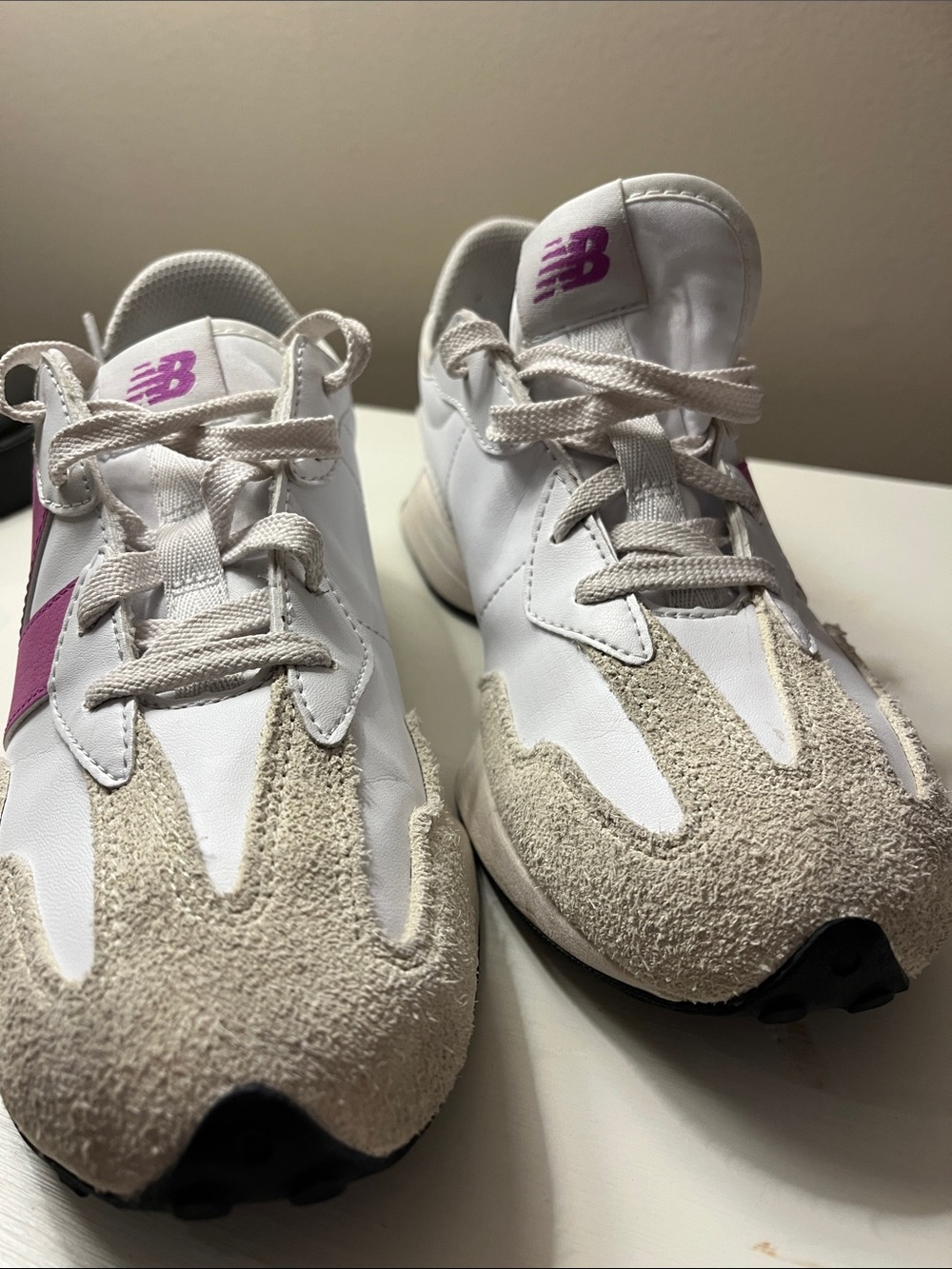 New Balance 327 Sneakers with Pink Logo and Beige Suede Accents